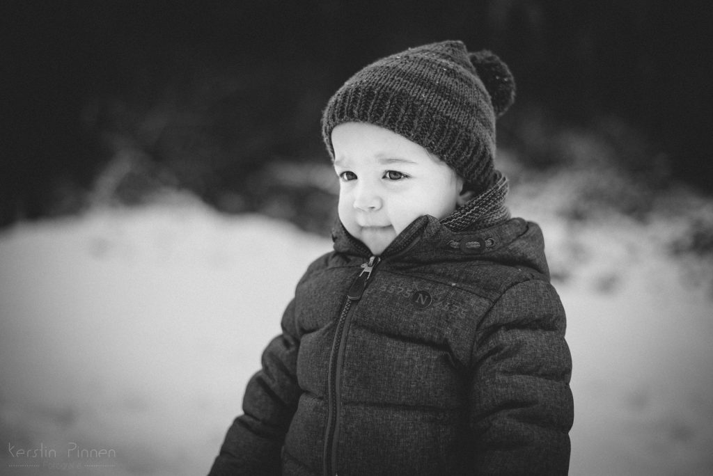 Kinderfoto schwarz-weiß