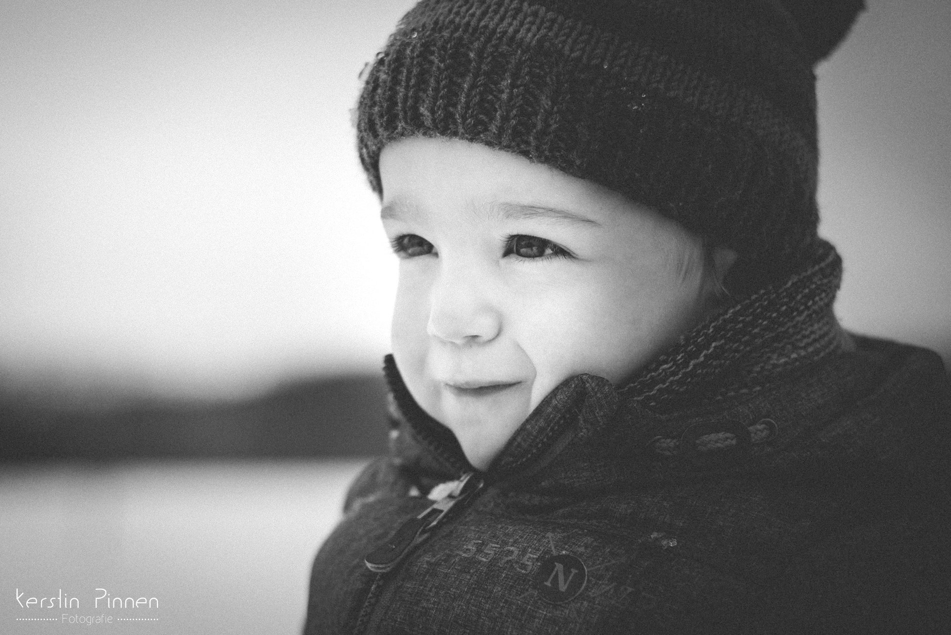 Kinderfoto schwarz-weiß